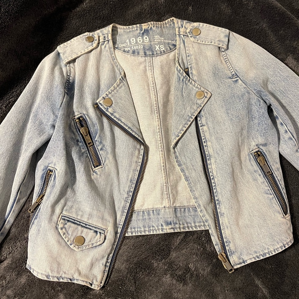 Vintage GAP cropped moto denim jacket